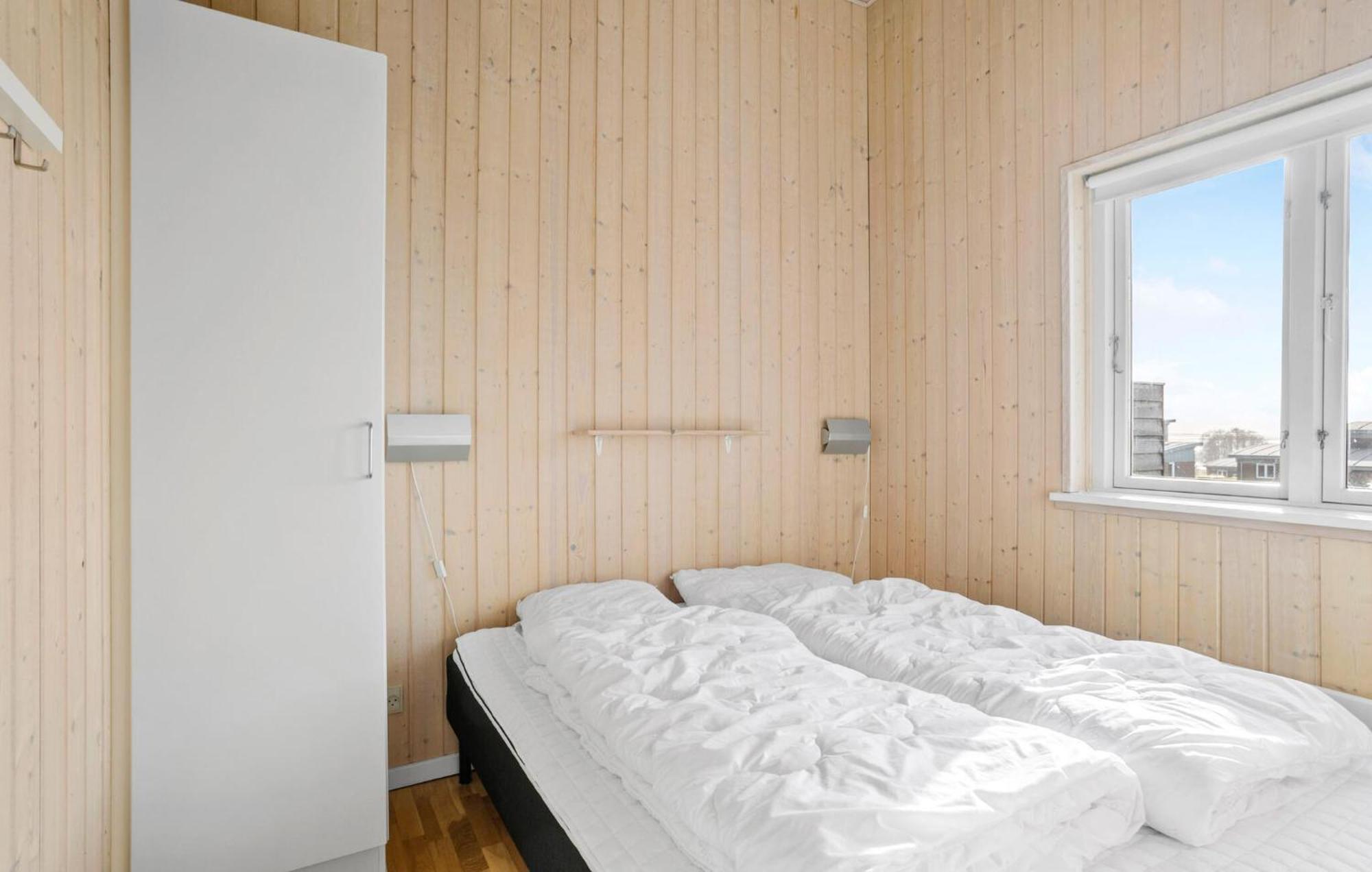 4 Bedroom Nice Home In Fåborg Exteriér fotografie