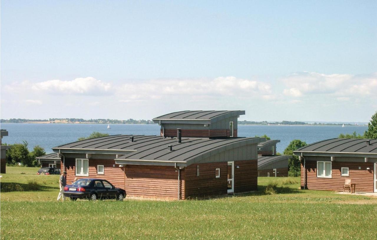 4 Bedroom Nice Home In Fåborg Exteriér fotografie